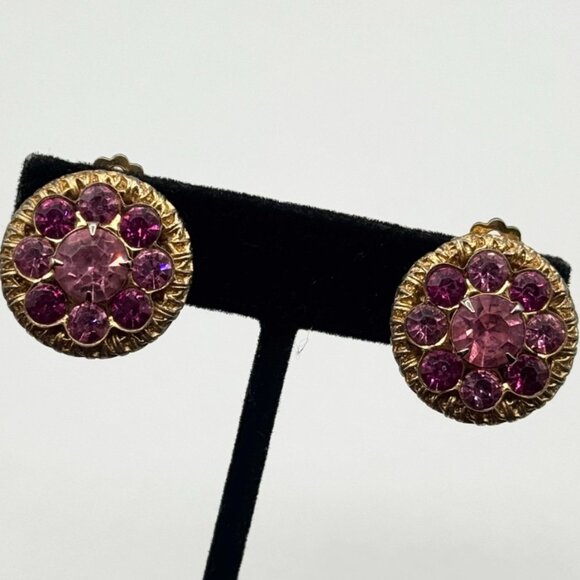Vintage Jewelry - Vintage pink rhinestone flower clip on earrings